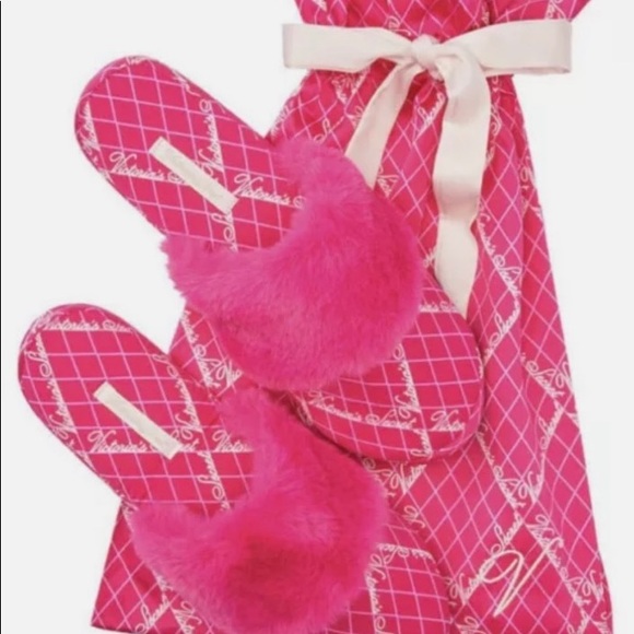Victoria’s Secret Hot Pink Logo Satin /Fur Trim Slippers - Picture 1 of 2